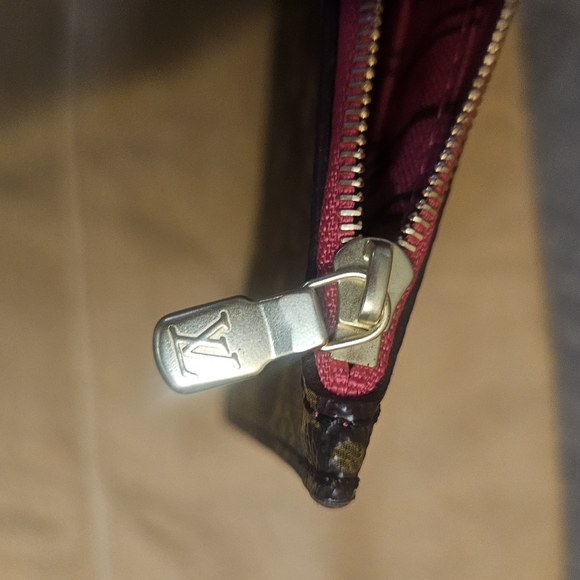 Louis Vuitton LV Accessory pouch Neverful Pouch Brown Monogram W/ COA - Picture 4 of 5